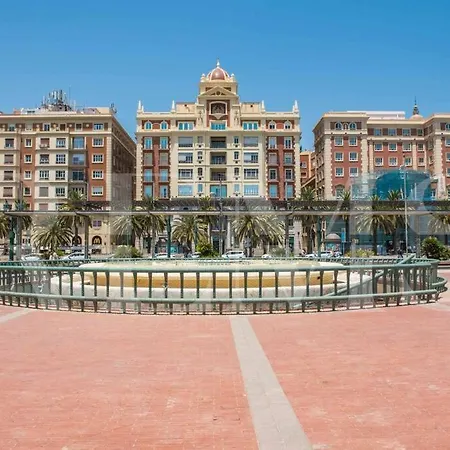 Apartment With Private Patio By Rems Malaga